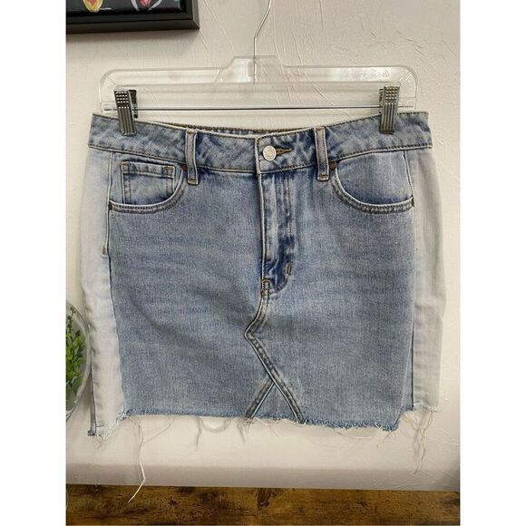 Pacsun Two Tone Jean Skirt Size 28 - Picture 1 of 3